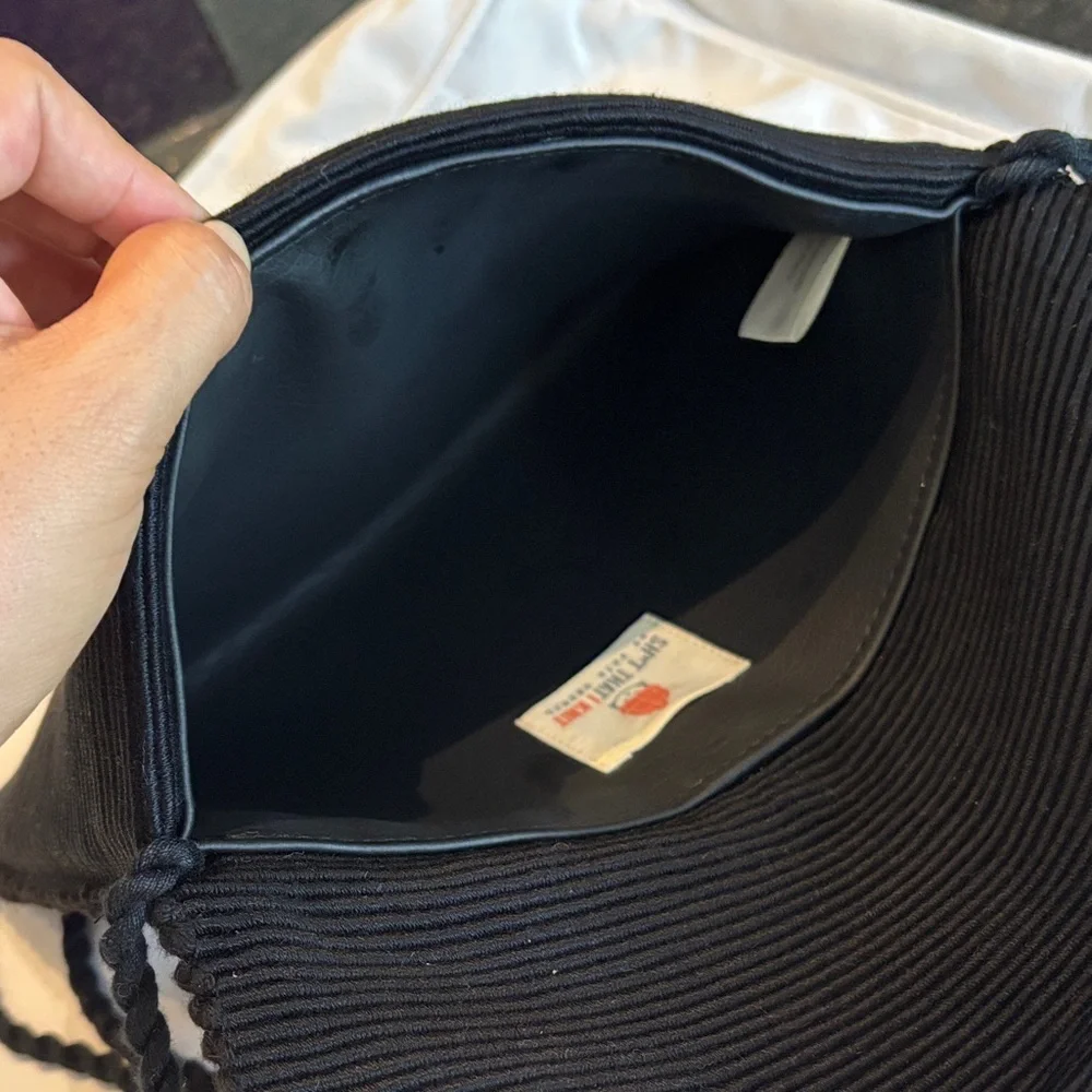 Elegant Black Crossbody Bag with Tassel by PALS - Picture 4 of 8